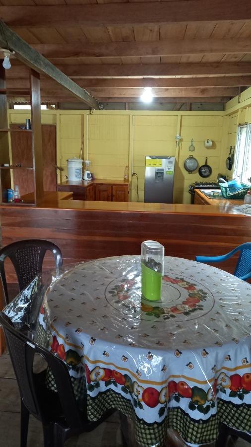 Casa Manati Ξενοδοχείο Lívingston Εξωτερικό φωτογραφία
