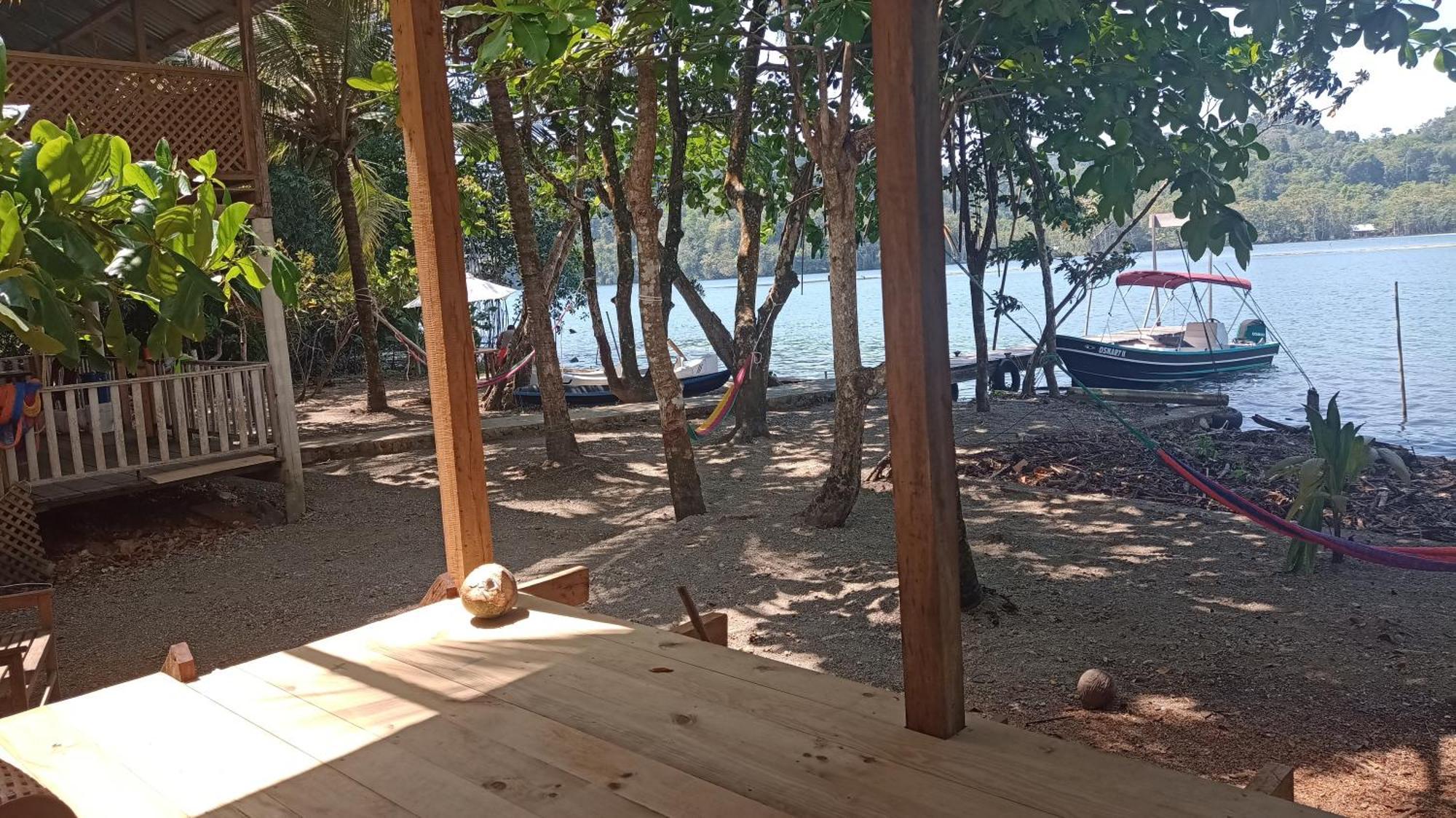 Casa Manati Ξενοδοχείο Lívingston Εξωτερικό φωτογραφία